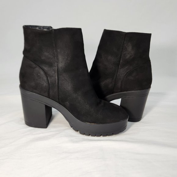 FRENCH CONNECTION Black Jasmine Lug Sole Vegan Side Zip Booties Size 8 LIKE NEW! - Picture 6 of 16